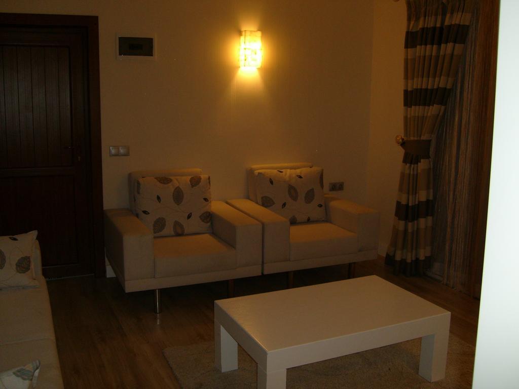 Simin Hotel Akyarlar Bagian luar foto